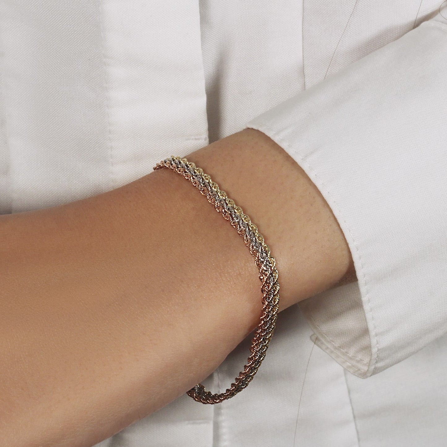 Tri-Toned Multi-Strand Rope Chain Bracelet in 10k Yellow, White, and Rose Gold (6.35 mm)